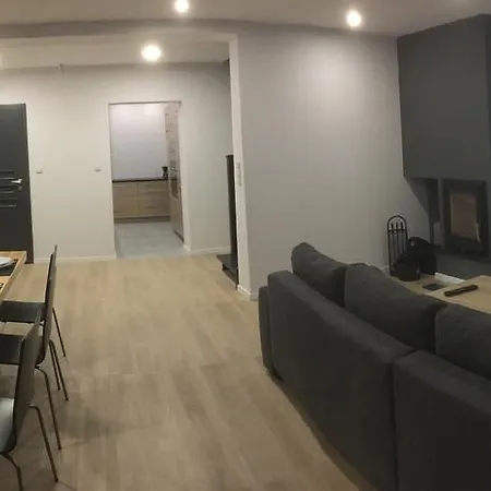 Kwiatowe Zacisze Alpesi faház Szczyrk