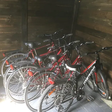 木屋 Kwiatowe Zacisze 什切尔克