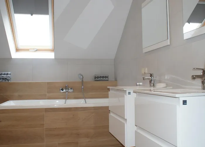 Kwiatowe Zacisze Chalet *