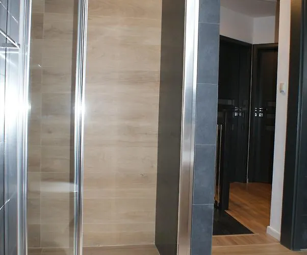 בקתה Kwiatowe Zacisze שצ'צ'ירק